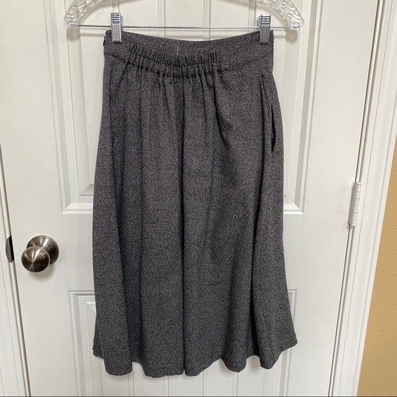 Urban by Urban Renewal Midi A Line Pleated Skirt - Picture 2 of 13